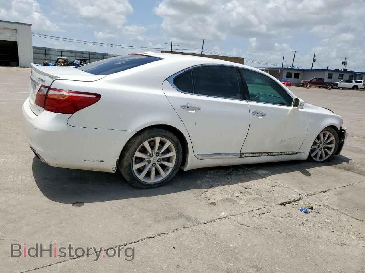 2012 LEXUS LS460 - VIN: JTHCL5EF9C5013348 - Photo 3