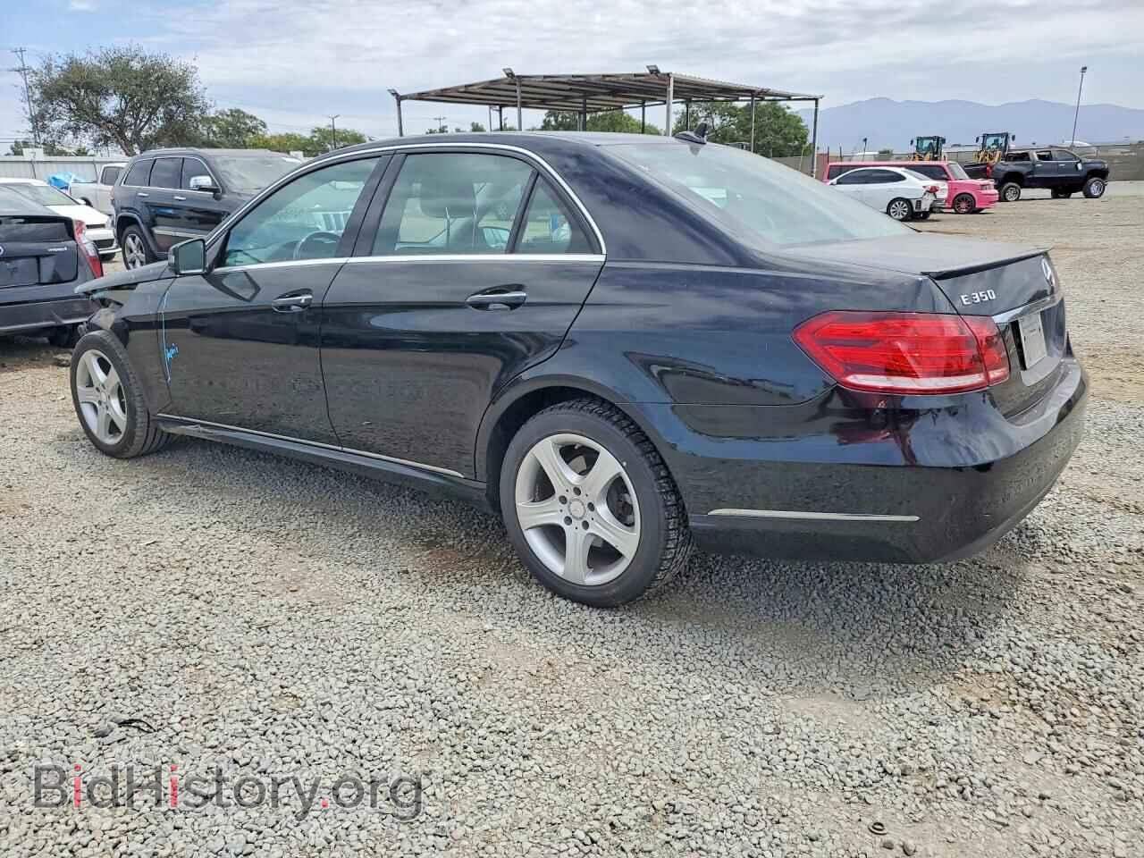 2014 MERCEDES-BENZ E-CLASS - VIN: WDDHF5KBXEA875283 - Фото 2