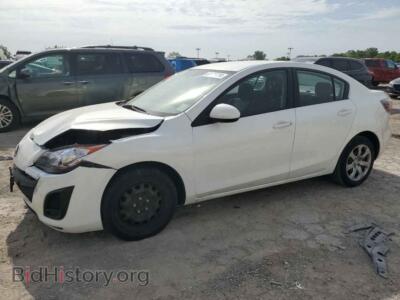 2011 Mazda 3 I, белый — VIN JM1BL1UG7B1355497, Copart