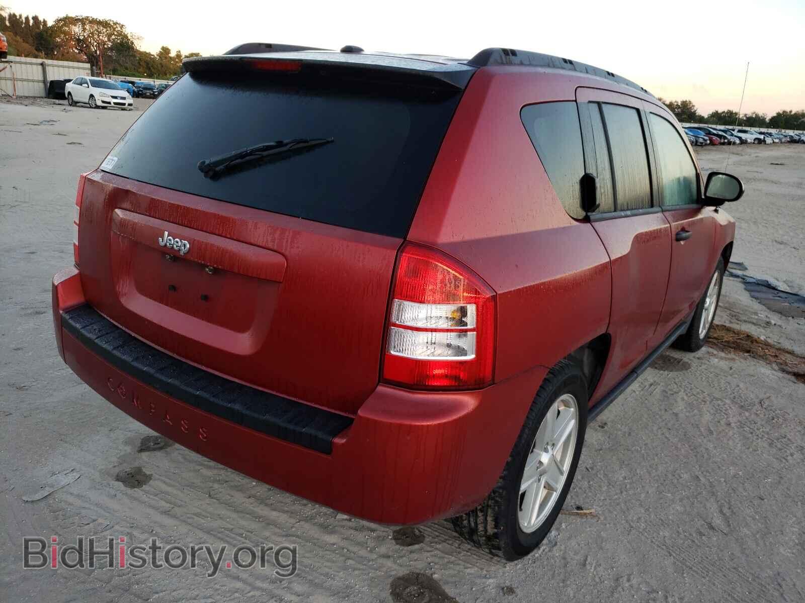 2007 JEEP COMPASS - VIN: 1J8FT47W87D359451 - Фото 4