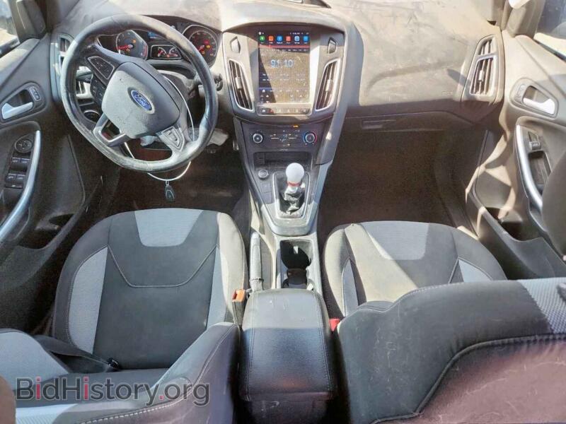 2017 Ford FOCUS (VIN 1FADP3L98HL316223) — photo 8 of 12