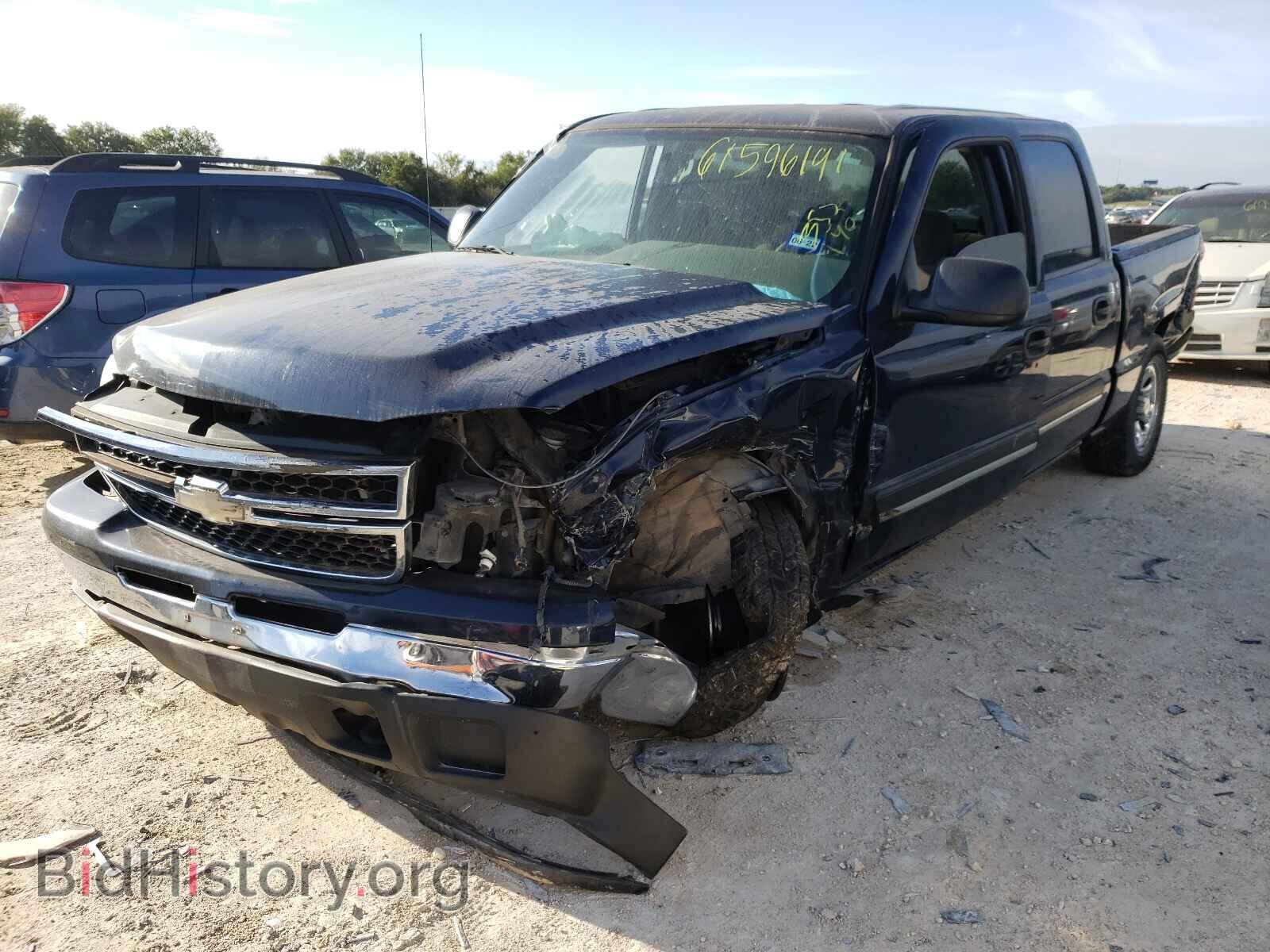 2006 CHEVROLET SILVERADO - VIN: 2GCEC13VX61352140 - Фото 2