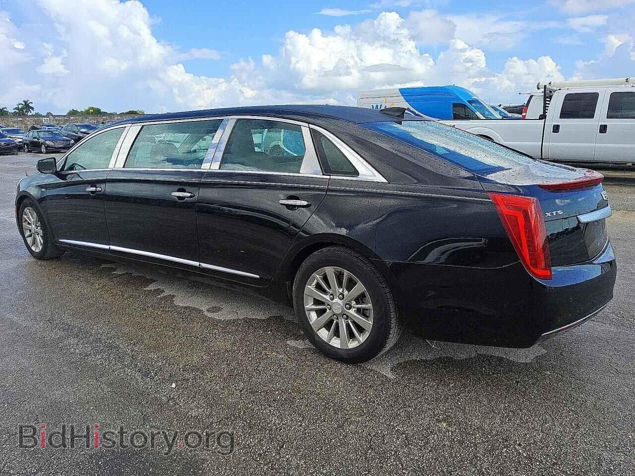 2017 CADILLAC XTS - VIN: 2GEXG6U38H9550184 - Фото 2
