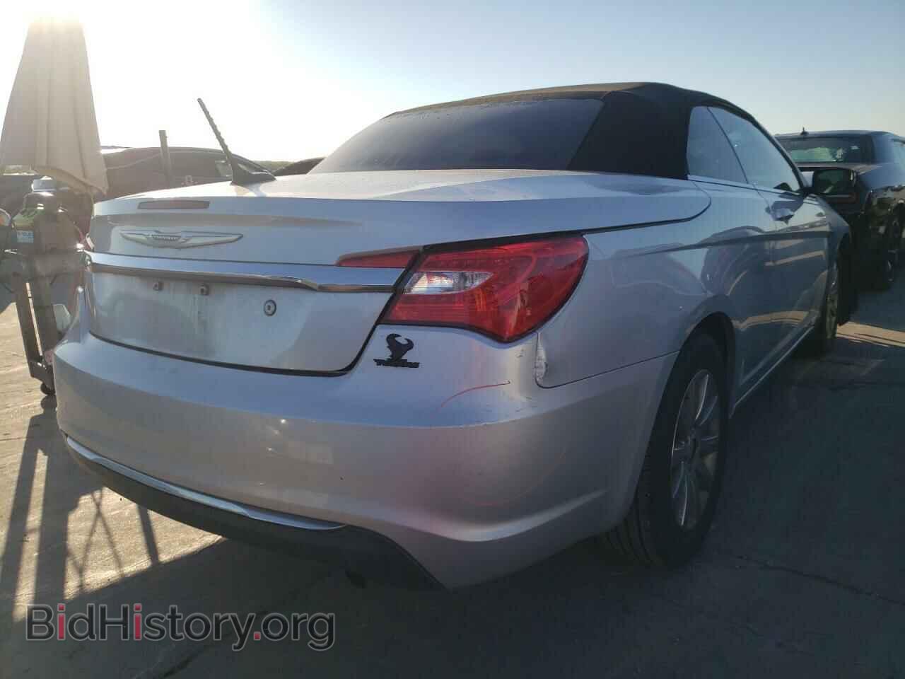 2012 CHRYSLER 200 - VIN: 1C3BCBEB2CN229040 - Фото 4