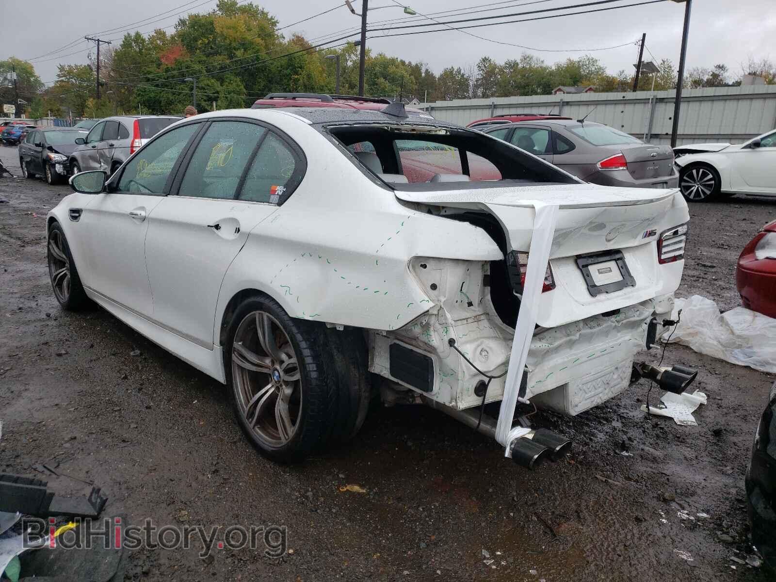 2013 BMW M5 - VIN: WBSFV9C57DD095669 - Фото 3