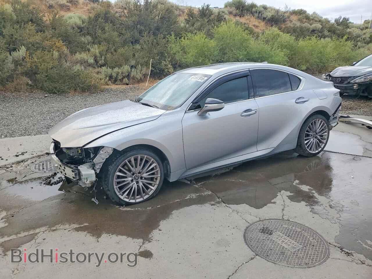 Фотография JTHD81F28P5052402 - LEXUS IS 2023