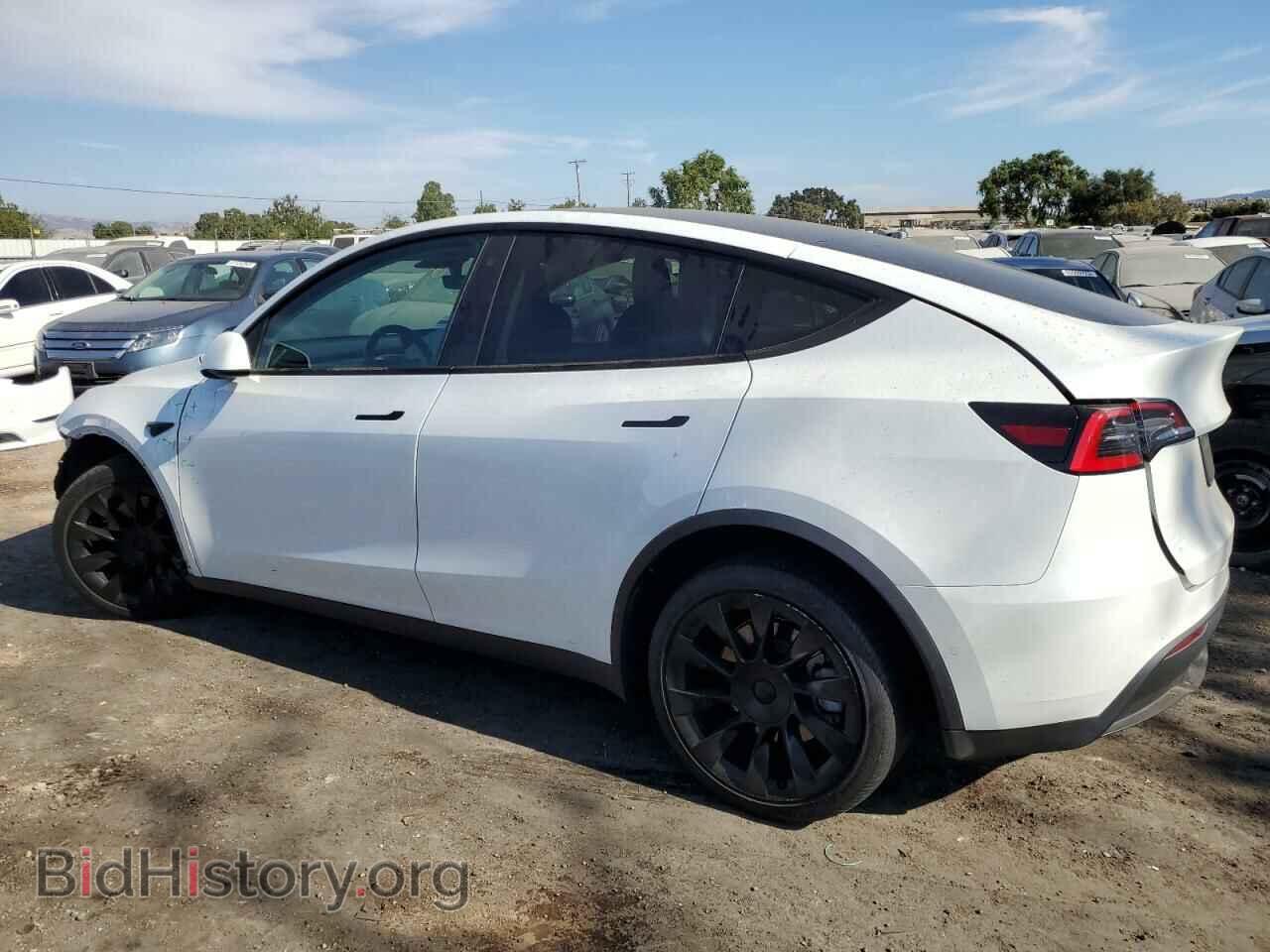2021 TESLA MODEL Y - VIN: 5YJYGDEE2MF095601 - Photo 2