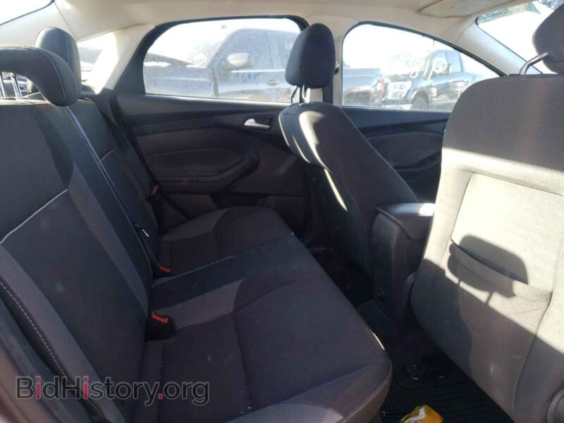 2012 Ford FOCUS (VIN 1FAHP3F2XCL278986) — фото 6 из 10