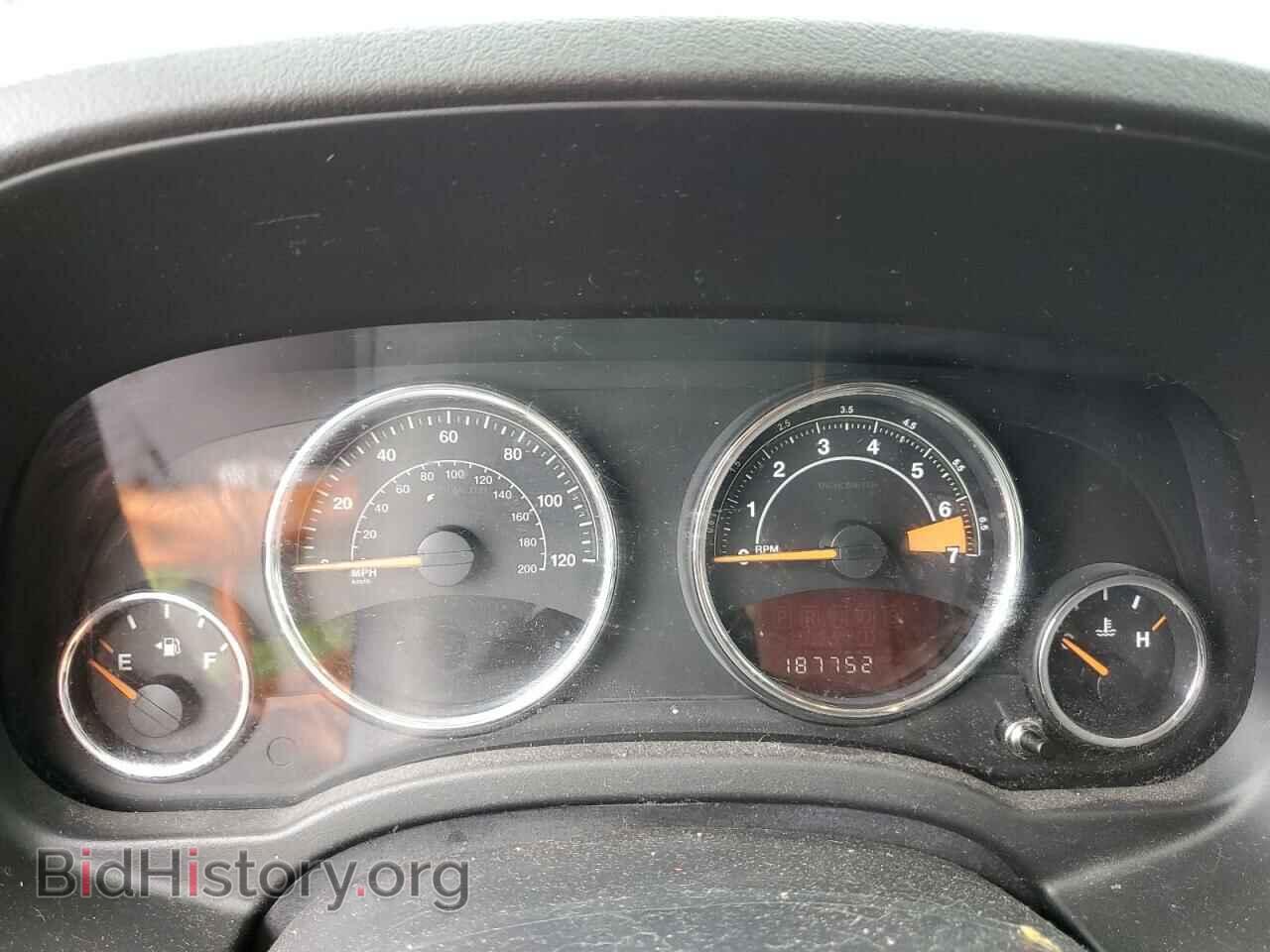 2014 JEEP COMPASS - VIN: 1C4NJCEA4ED541249 - Photo 9