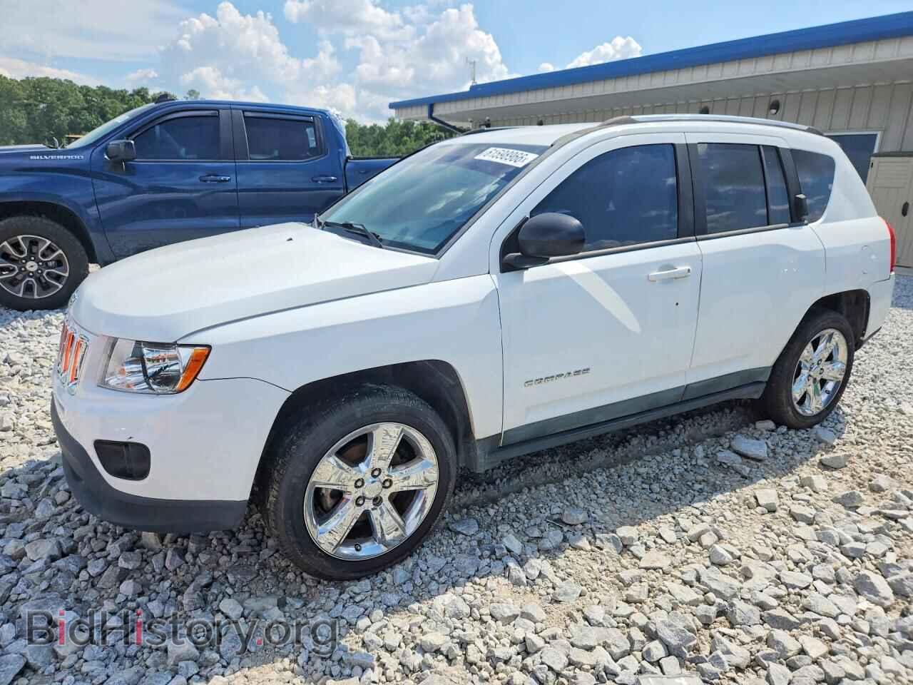 Photo 1J4NT1FB1BD253314 - JEEP COMPASS 2011
