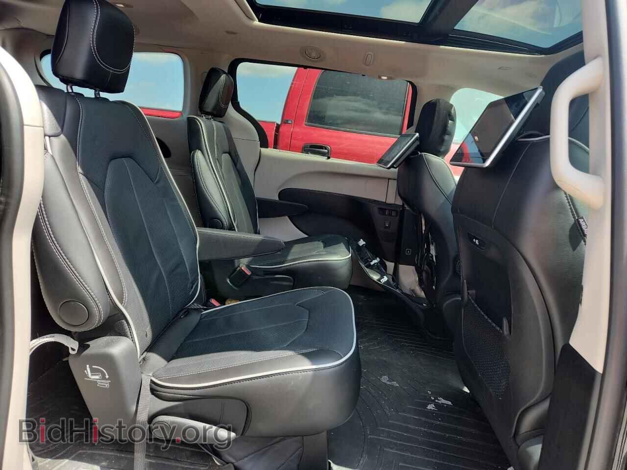 2024 CHRYSLER PACIFICA - VIN: 2C4RC1GG1RR190322 - Photo 11