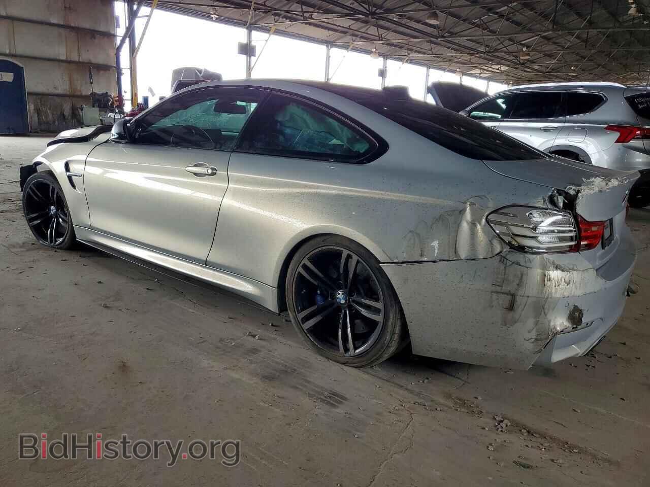 2015 BMW M4 - VIN: WBS3R9C58FK335110 - Photo 2