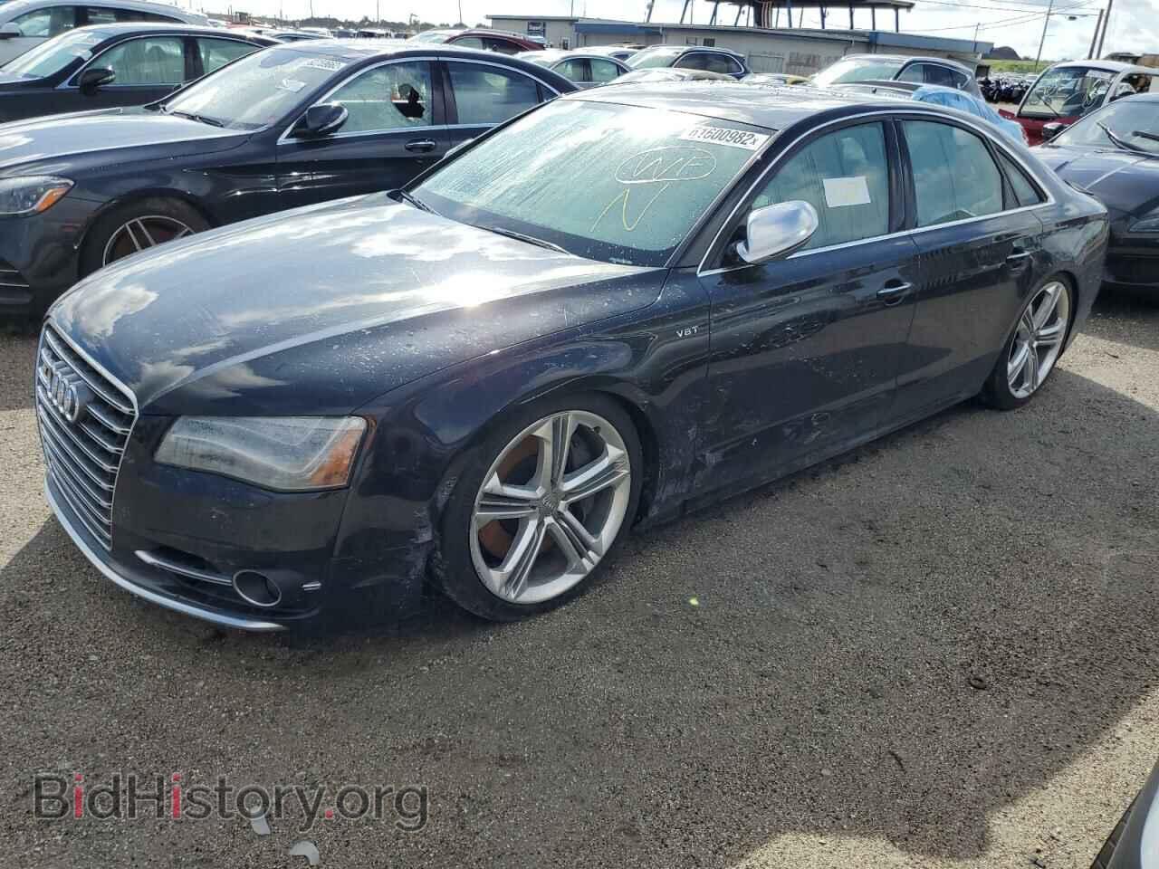 2014 AUDI S8 - VIN: WAUD2AFD9EN005121 - Фото 2