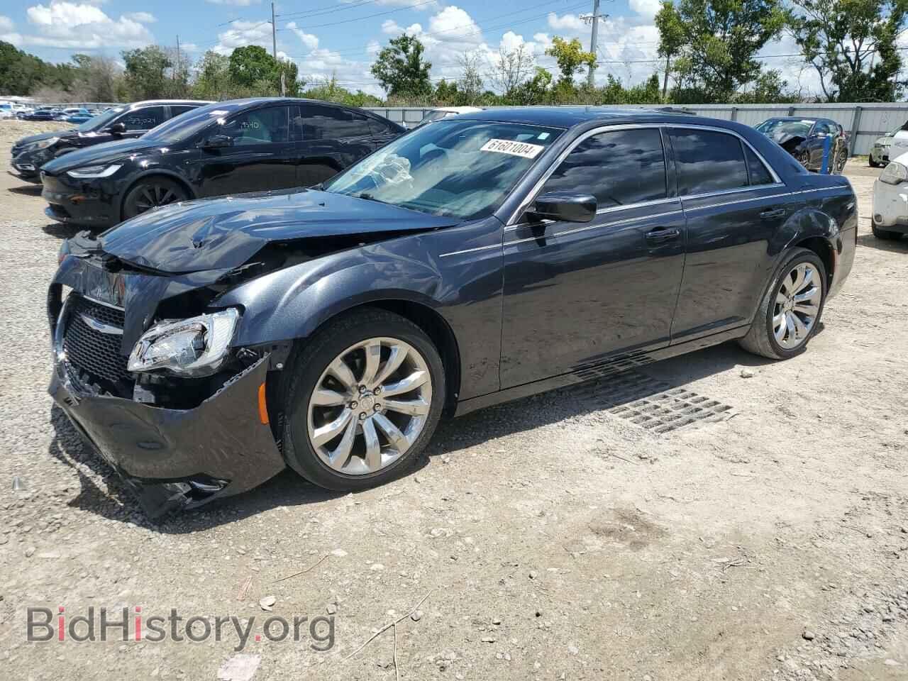 Фотография 2C3CCAAG2JH338300 - CHRYSLER 300 2018