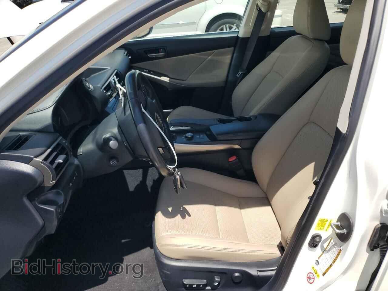 2018 LEXUS IS - VIN: JTHBA1D24J5070501 - Photo 7