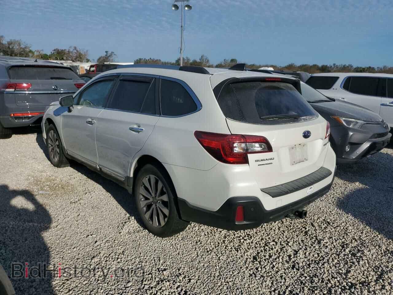 2019 SUBARU OUTBACK - VIN: 4S4BSATC2K3229081 - Фото 3