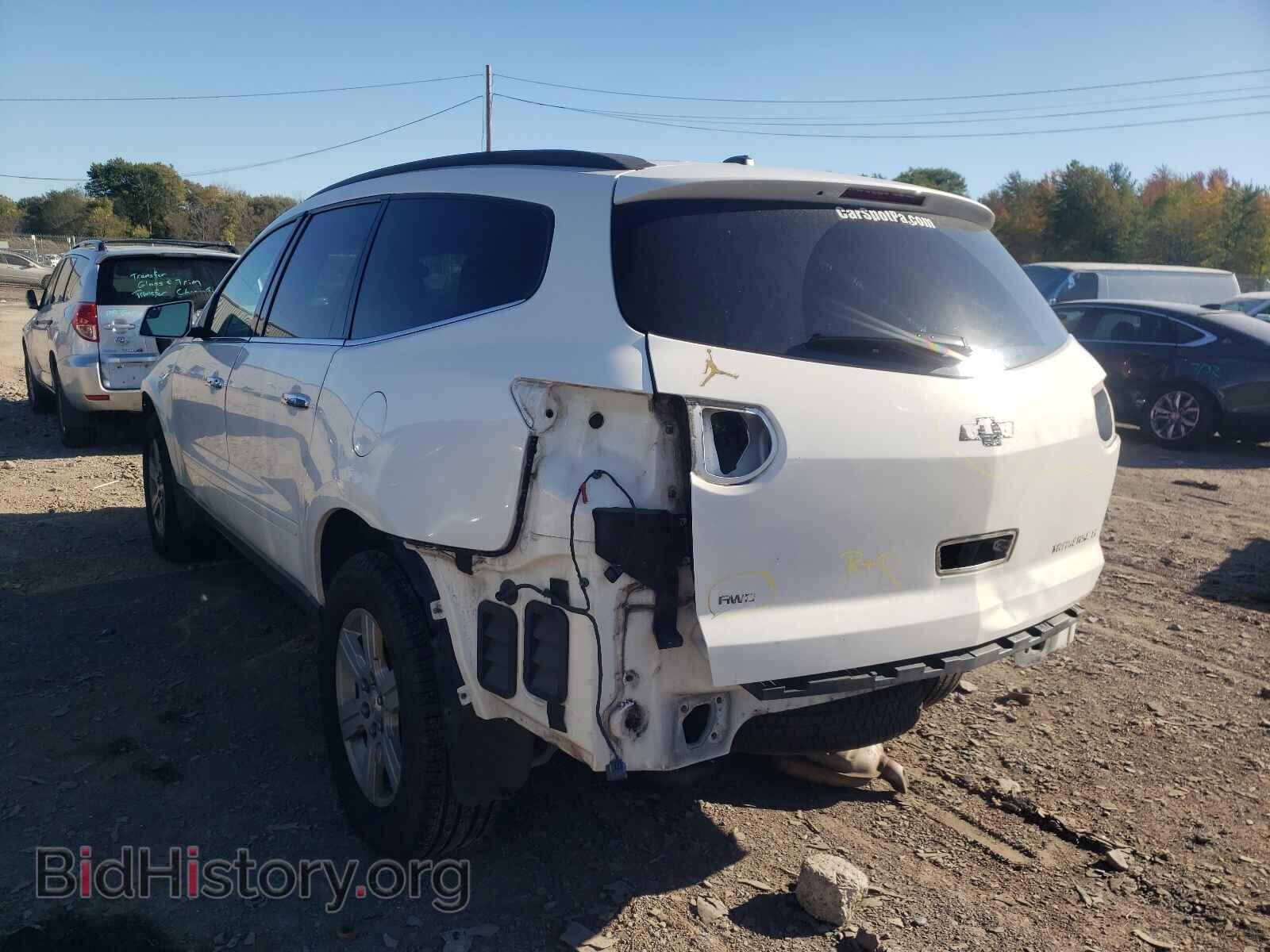 2011 CHEVROLET TRAVERSE - VIN: 1GNKVGED8BJ241663 - Фото 3