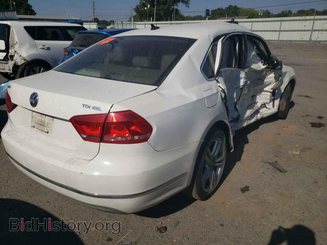 2012 VOLKSWAGEN PASSAT - VIN: 1VWCN7A36CC072952 - Фото 4
