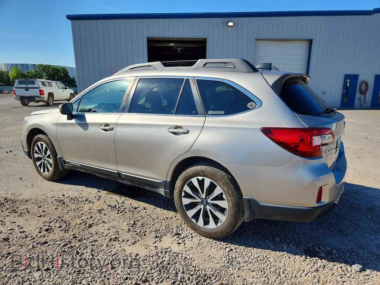 2017 SUBARU OUTBACK - VIN: 4S4BSANCXH3349023 - Фото 2