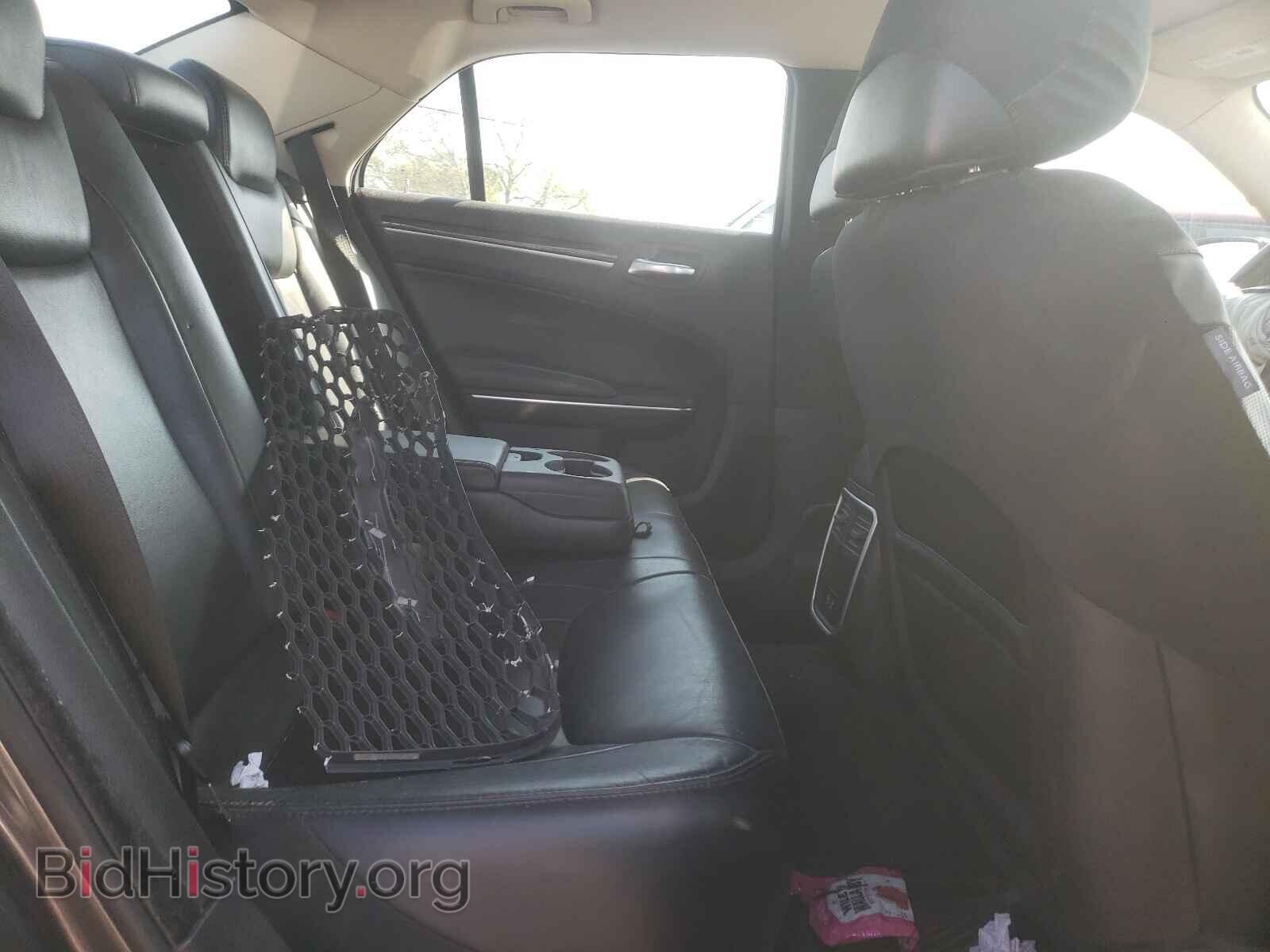 2015 CHRYSLER 300 - VIN: 2C3CCAAG2FH815556 - Фото 6