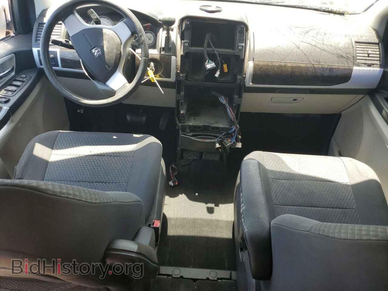 2010 DODGE CARAVAN - VIN: 2D4RN5D19AR261288 - Фото 8