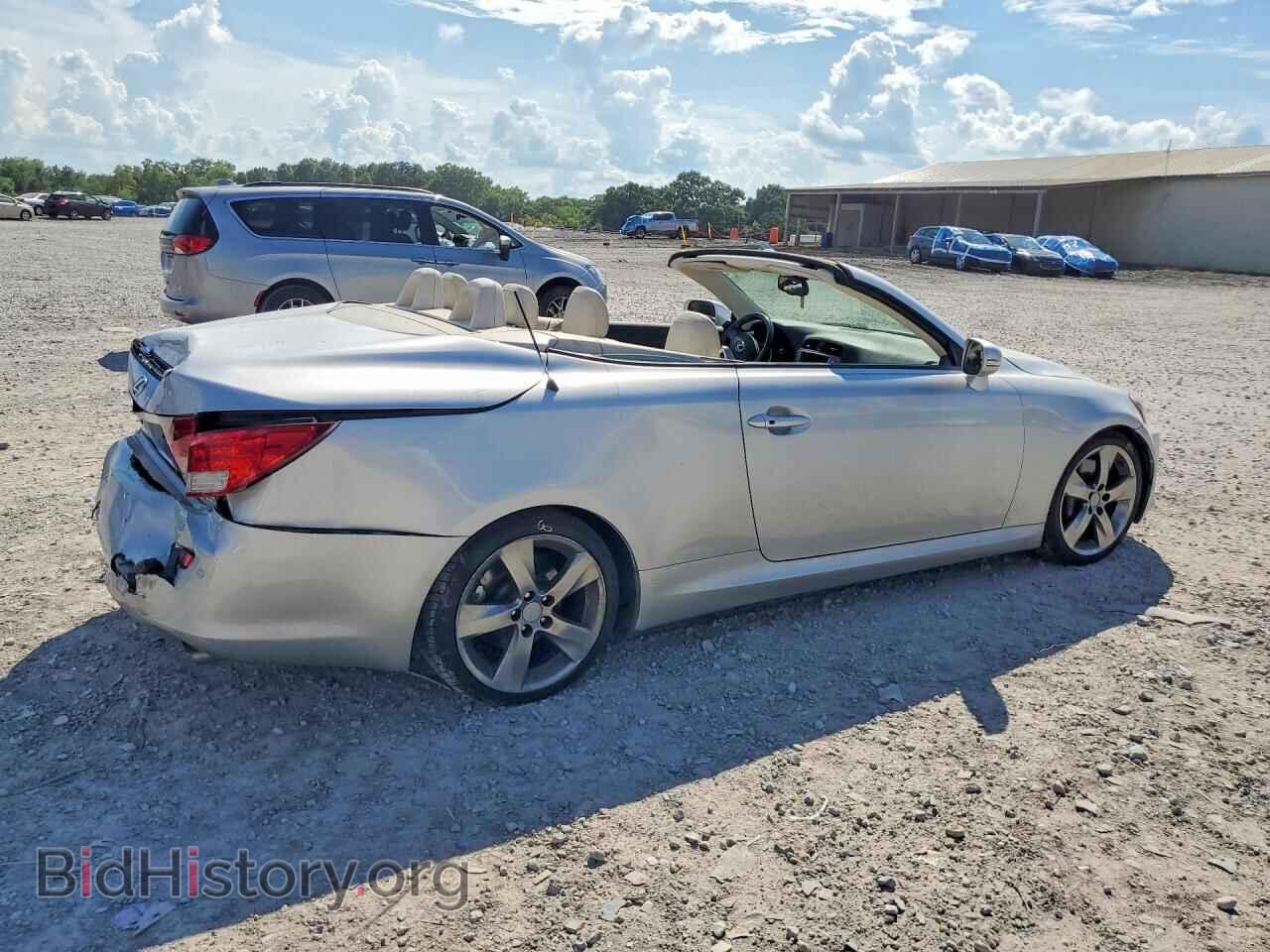 2010 LEXUS IS - VIN: JTHFE2C22A2502372 - Photo 3