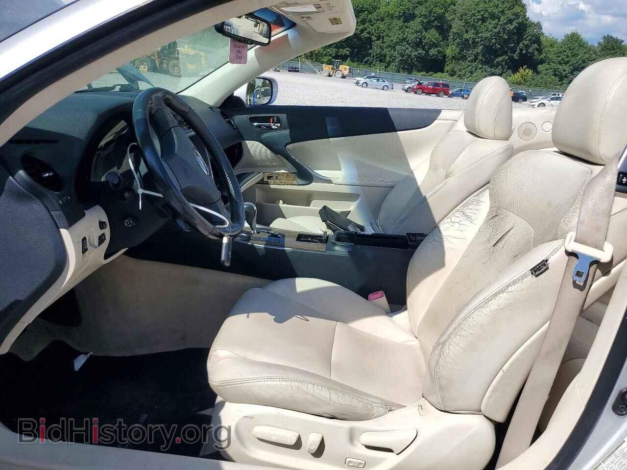 2010 LEXUS IS - VIN: JTHFE2C22A2502372 - Photo 7