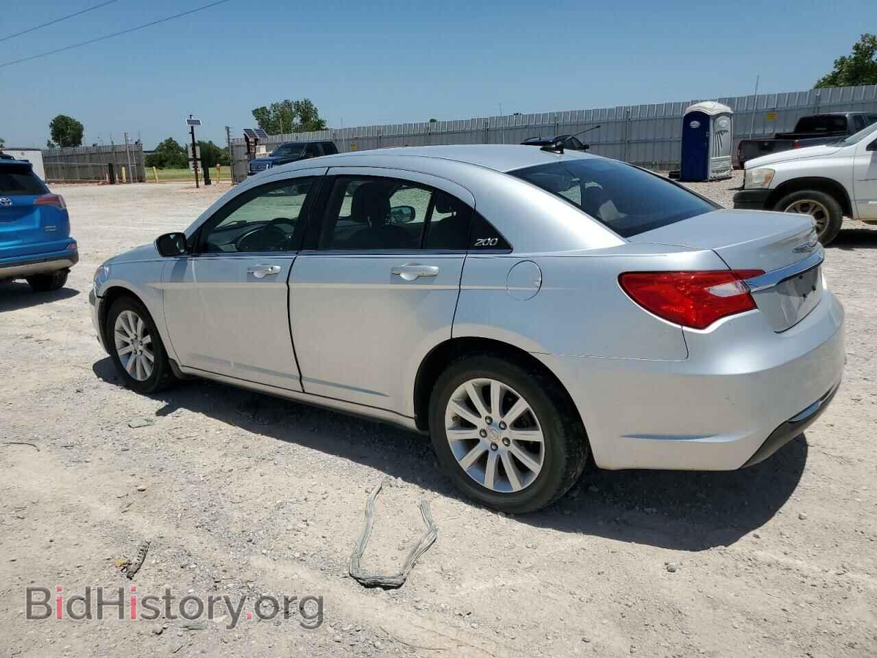 2012 CHRYSLER 200 - VIN: 1C3CCBBG2CN101563 - Photo 2