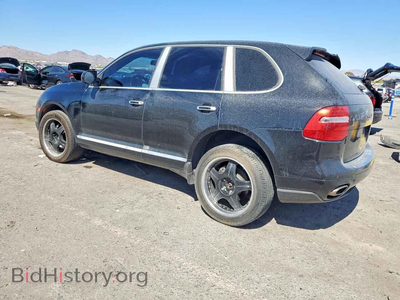 2010 PORSCHE CAYENNE - VIN: WP1AA2AP1ALA06381 - Photo 2
