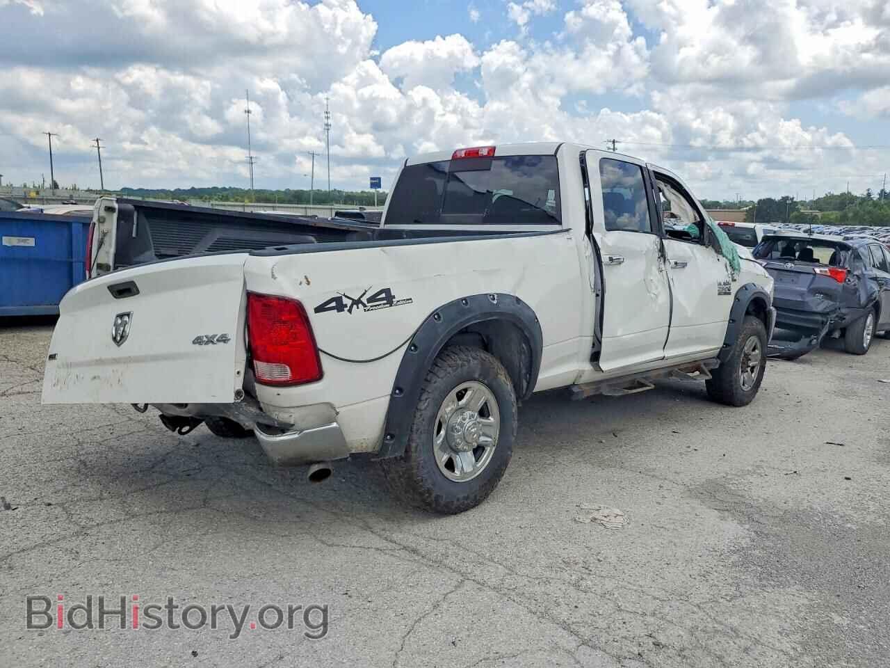 2017 RAM 2500 - VIN: 3C6UR5DLXHG652468 - Photo 3