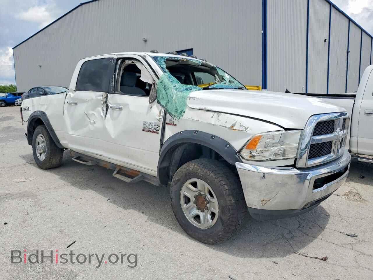 2017 RAM 2500 - VIN: 3C6UR5DLXHG652468 - Photo 4