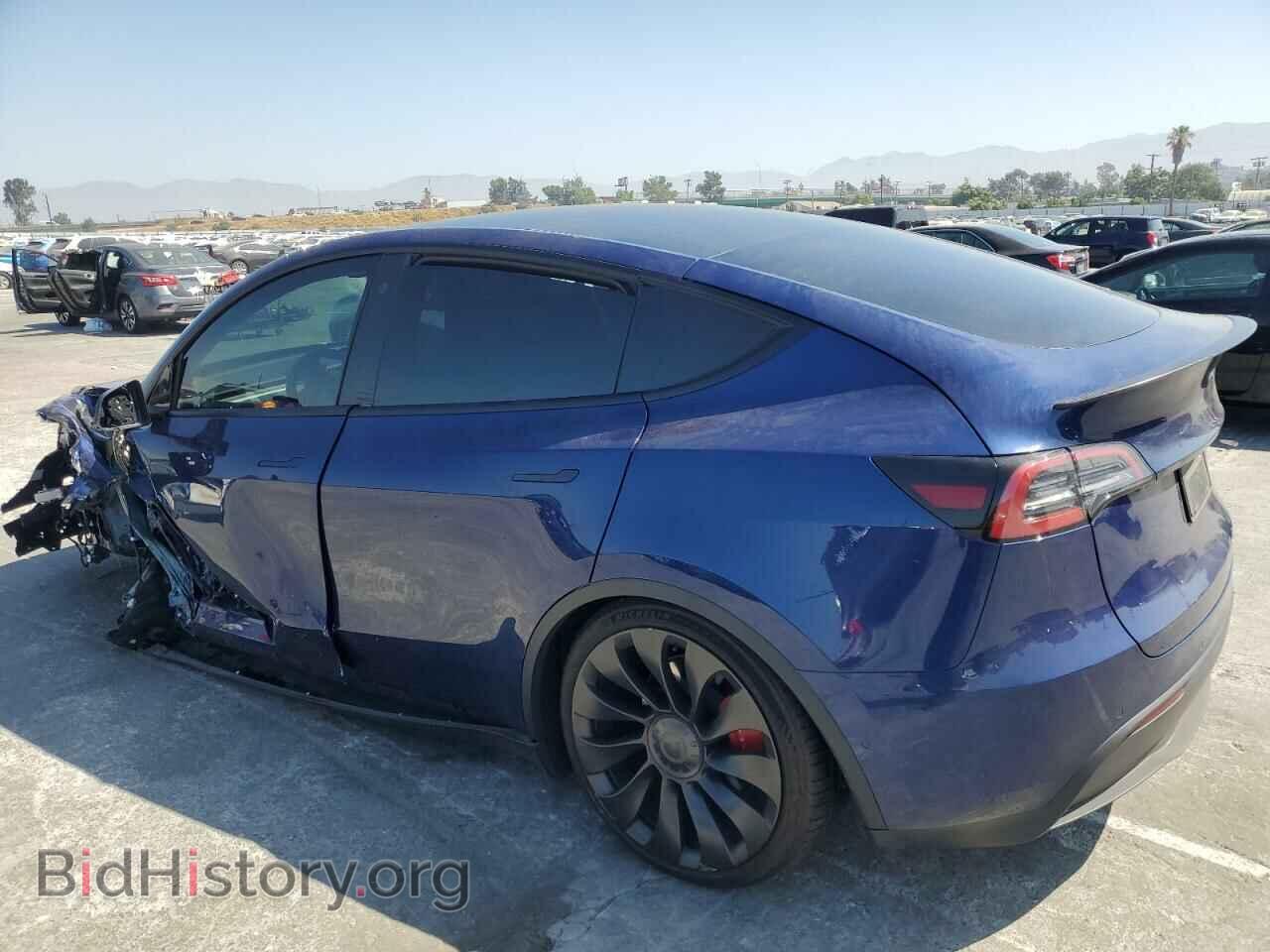 2023 TESLA MODEL Y - VIN: 7SAYGDEF3PF585660 - Фото 2