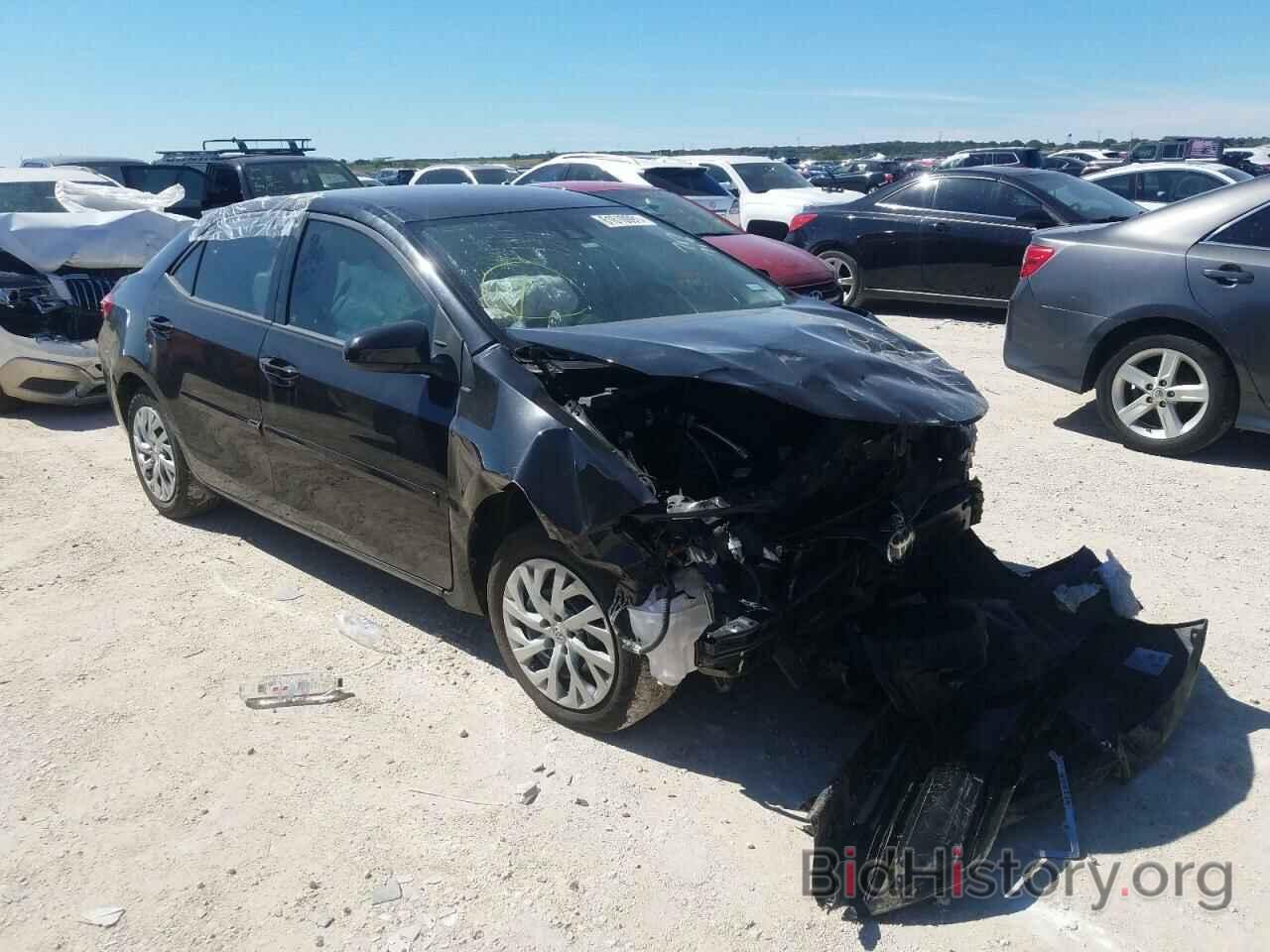 Photo 5YFBURHE1HP717719 - TOYOTA COROLLA 2017