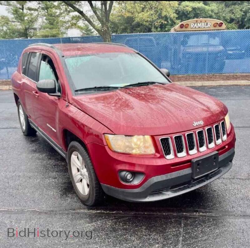 2011 Jeep COMPASS Compass SP (VIN 1J4NF1FB5BD150064) — photo 1 of 10, Copart, damage: minor dents/scratches