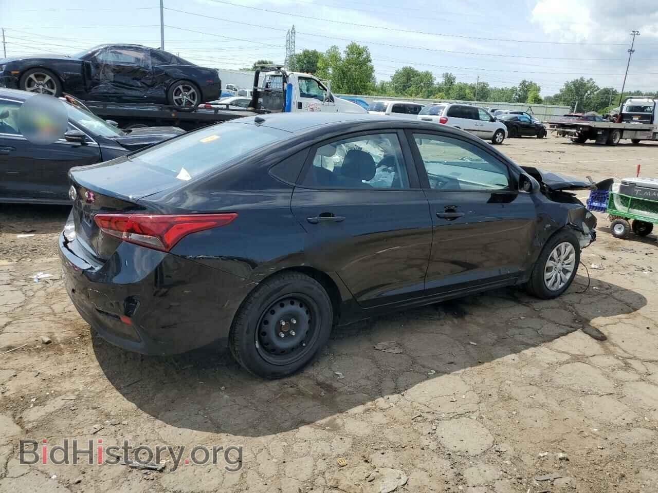 2018 HYUNDAI ACCENT - VIN: 3KPC24A32JE029032 - Фото 3
