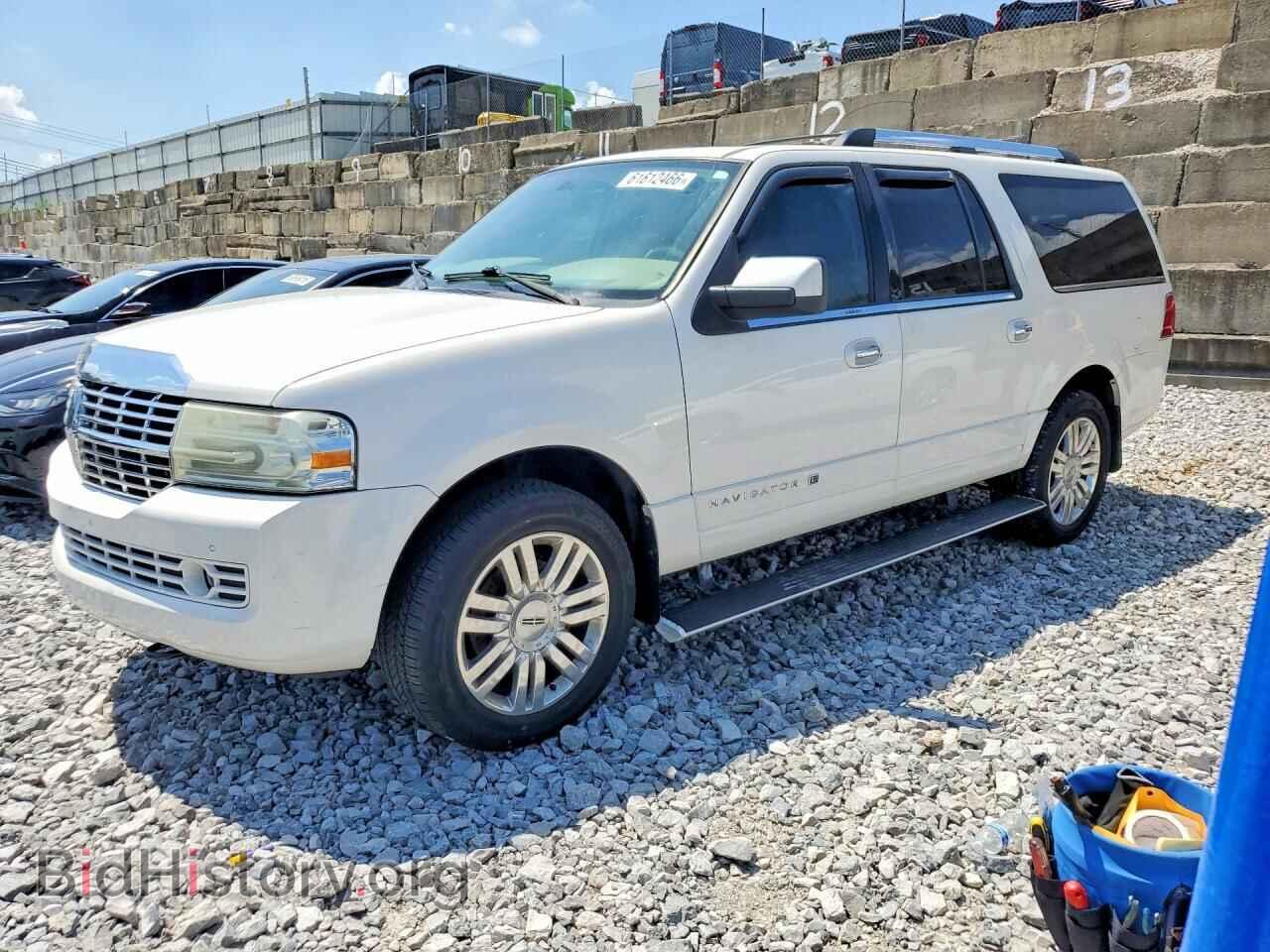 Photo 5LMJJ3H50EEL08985 - LINCOLN NAVIGATOR 2014