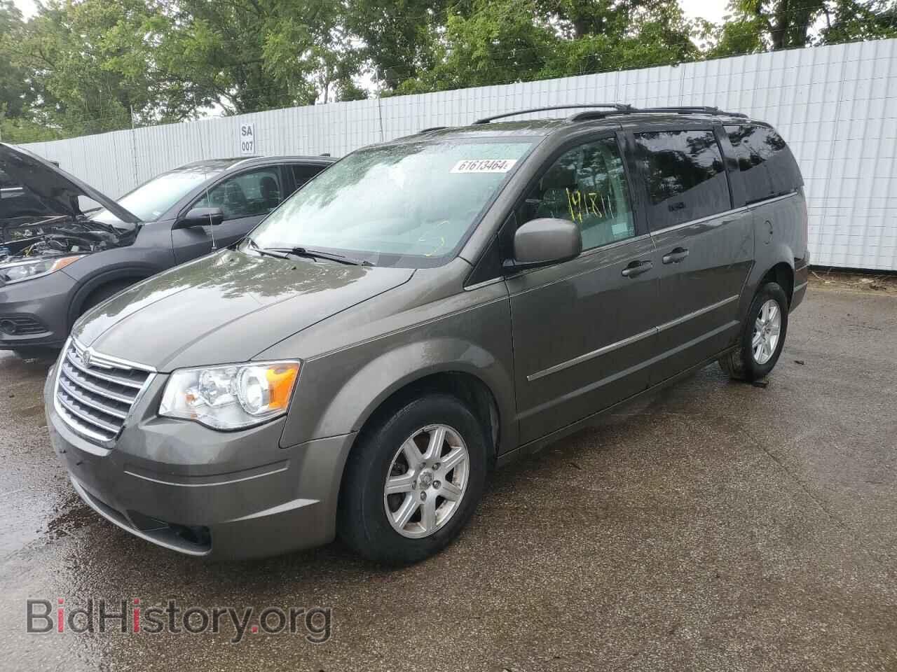 Photo 2A4RR5D13AR260536 - CHRYSLER MINIVAN 2010