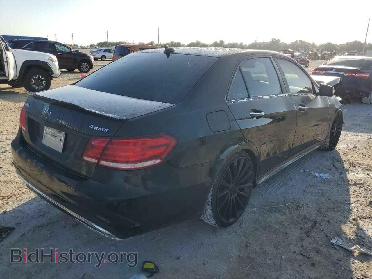 2014 MERCEDES-BENZ E-CLASS - VIN: WDDHF8JBXEA932990 - Фото 3
