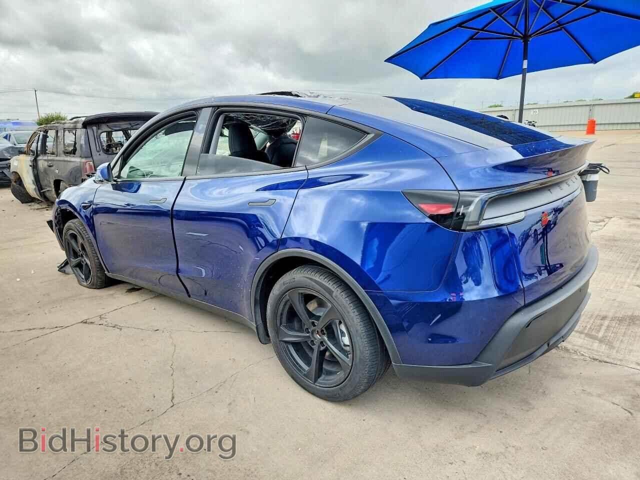 2026 TESLA MODEL Y - VIN: 7SAYGDEE5TA495084 - Photo 2