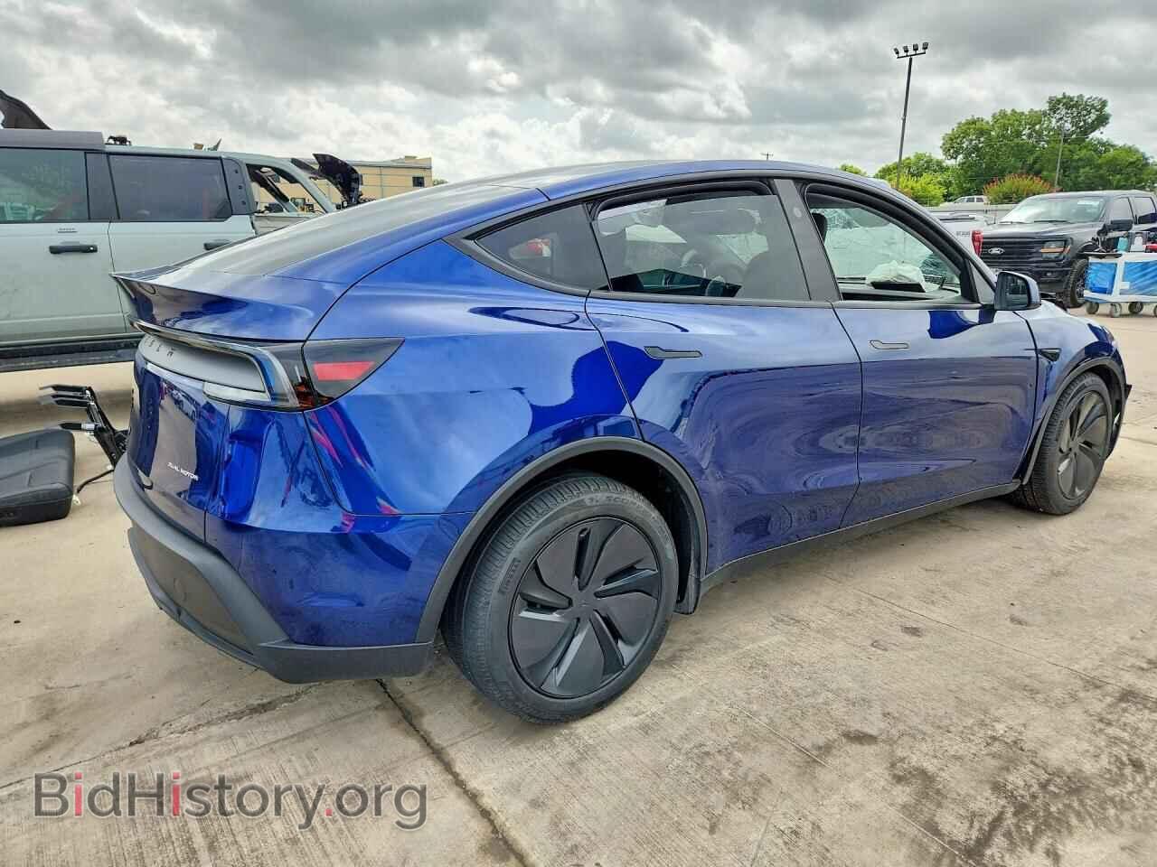 2026 TESLA MODEL Y - VIN: 7SAYGDEE5TA495084 - Photo 3