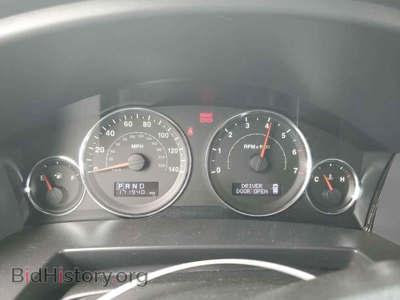 2010 JEEP COMMANDER - VIN: 1J4RG4GK8AC112993 - Фото 9