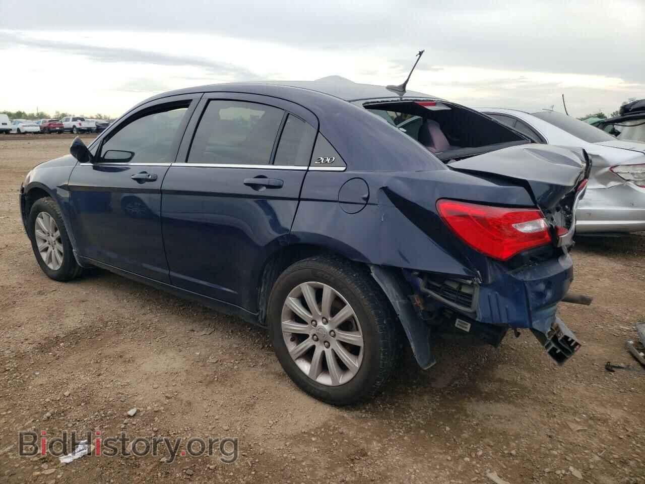 2013 CHRYSLER 200 - VIN: 1C3CCBBB8DN723929 - Фото 2