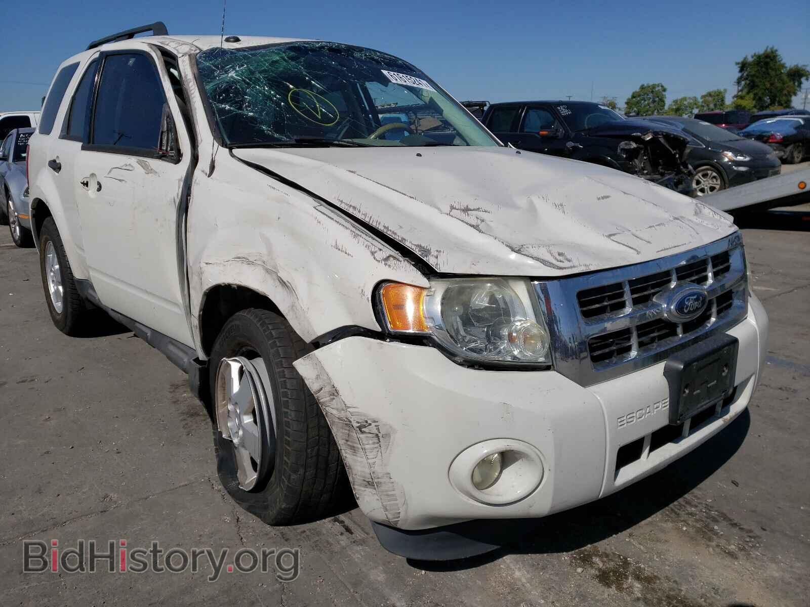 Фотография 1FMCU0D70CKC08621 - FORD ESCAPE 2012