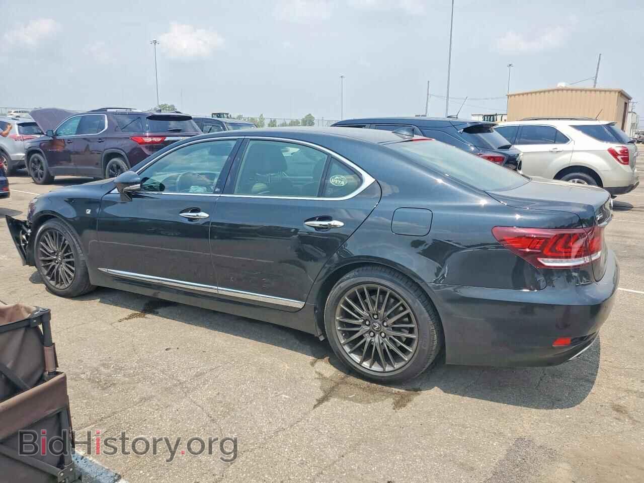 2017 LEXUS LS460 - VIN: JTHCL5EF8H5029001 - Photo 2