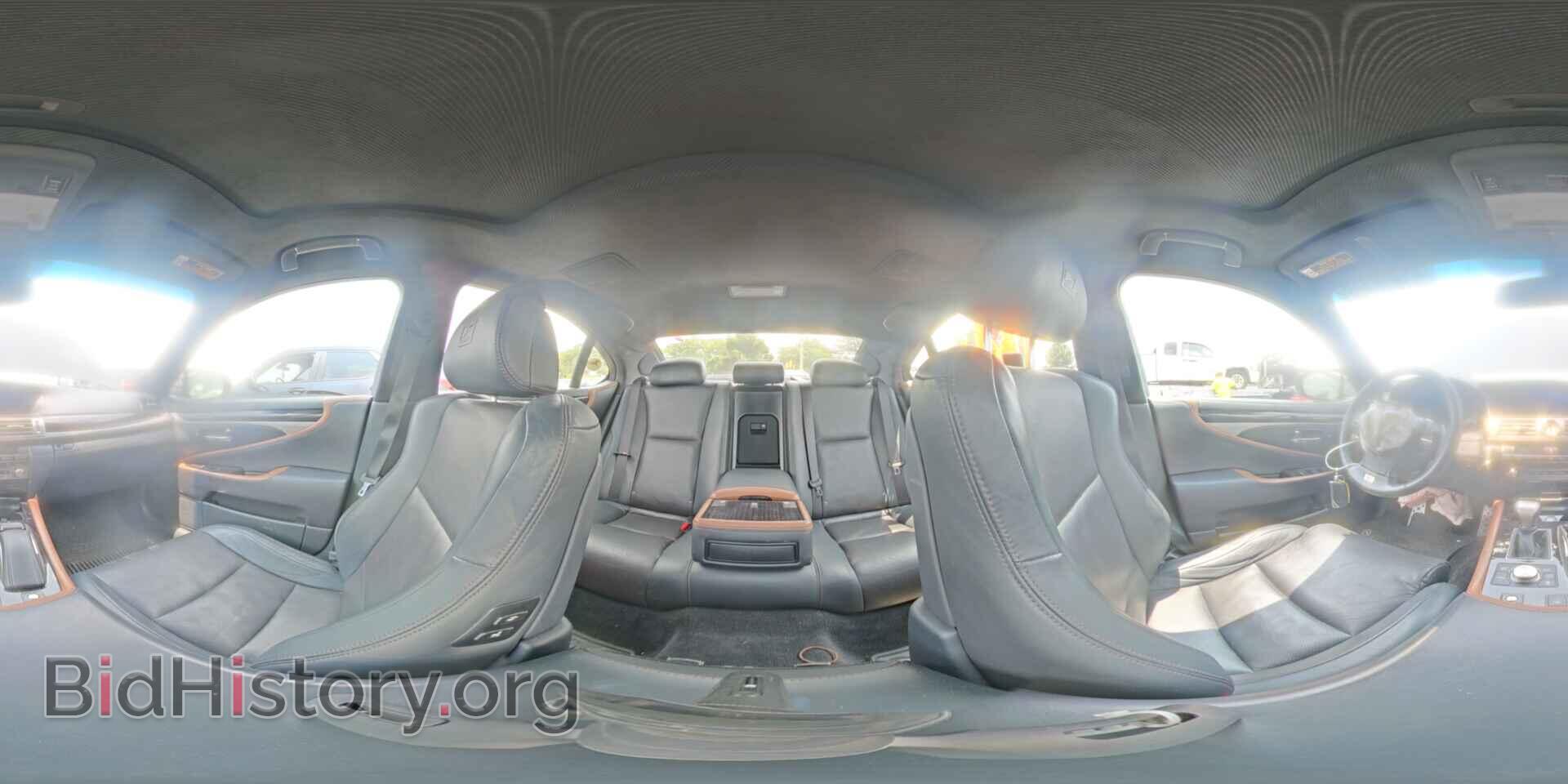 2017 LEXUS LS460 - VIN: JTHCL5EF8H5029001 - Photo 14