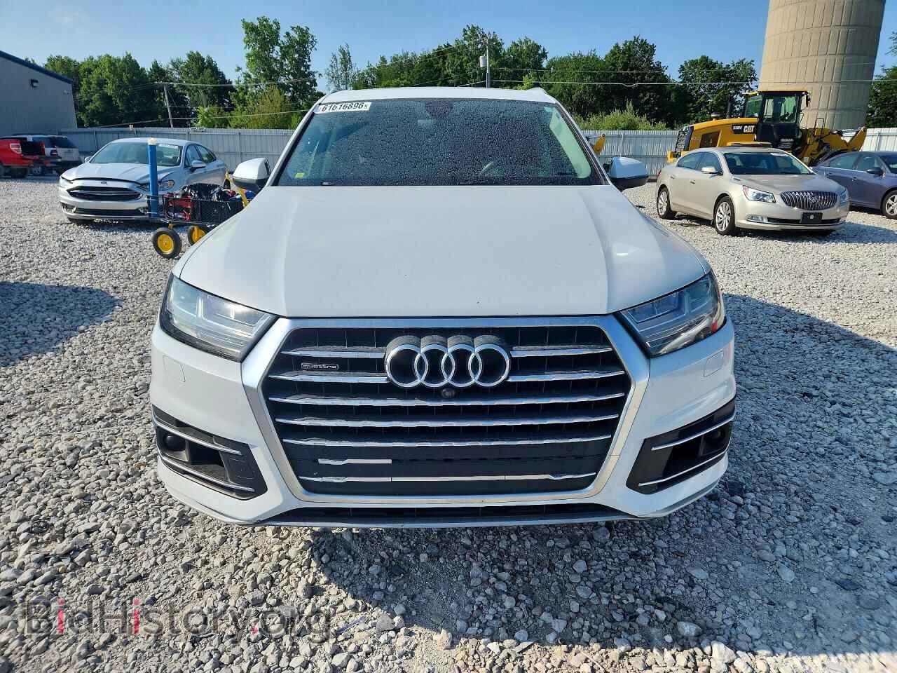 2018 AUDI Q7 - VIN: WA1VAAF71JD049063 - Фото 5