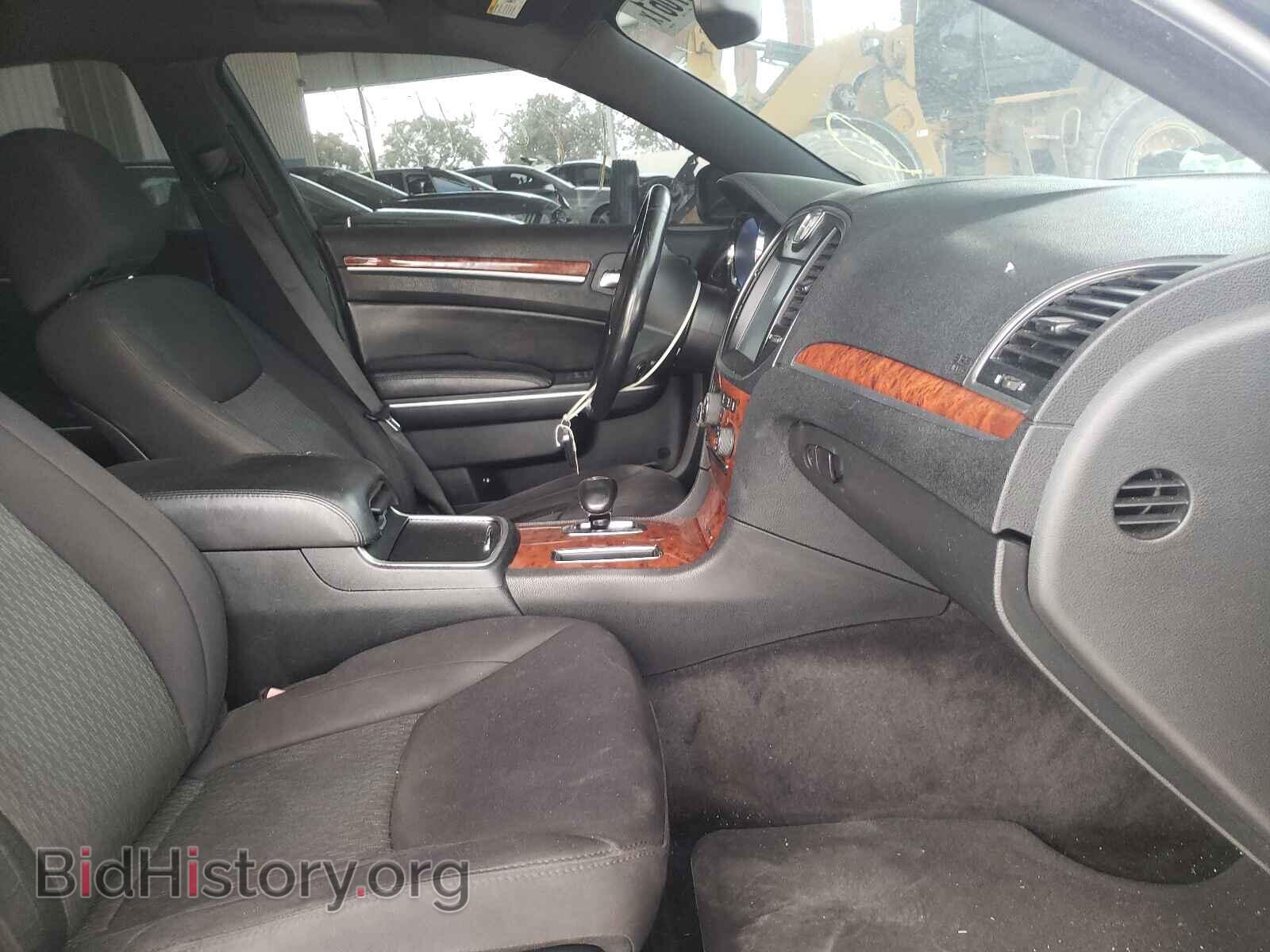 2012 CHRYSLER 300 - VIN: 2C3CCAAG3CH289451 - Фото 5