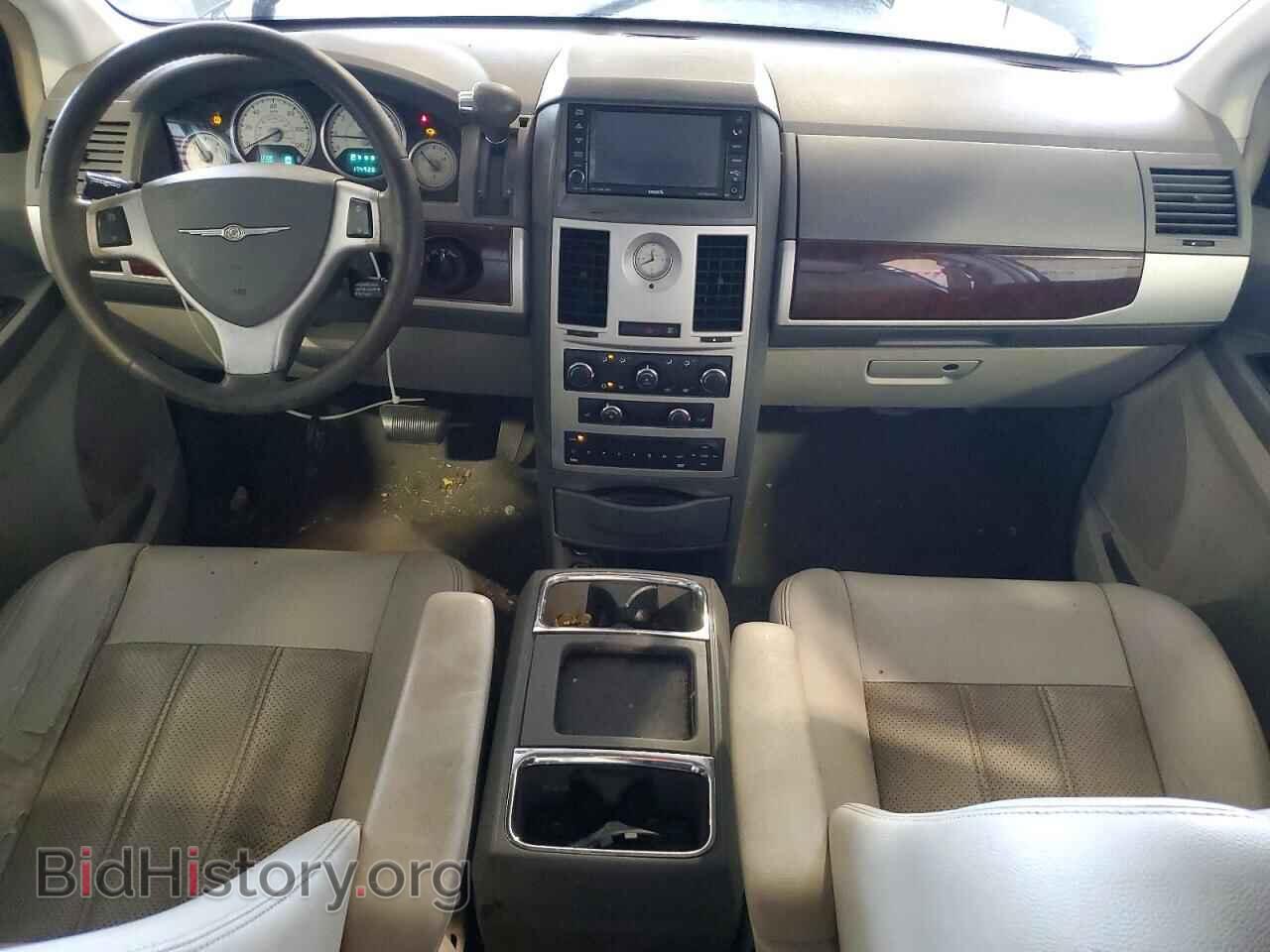 2009 CHRYSLER MINIVAN - VIN: 2A8HR541X9R675181 - Фото 8
