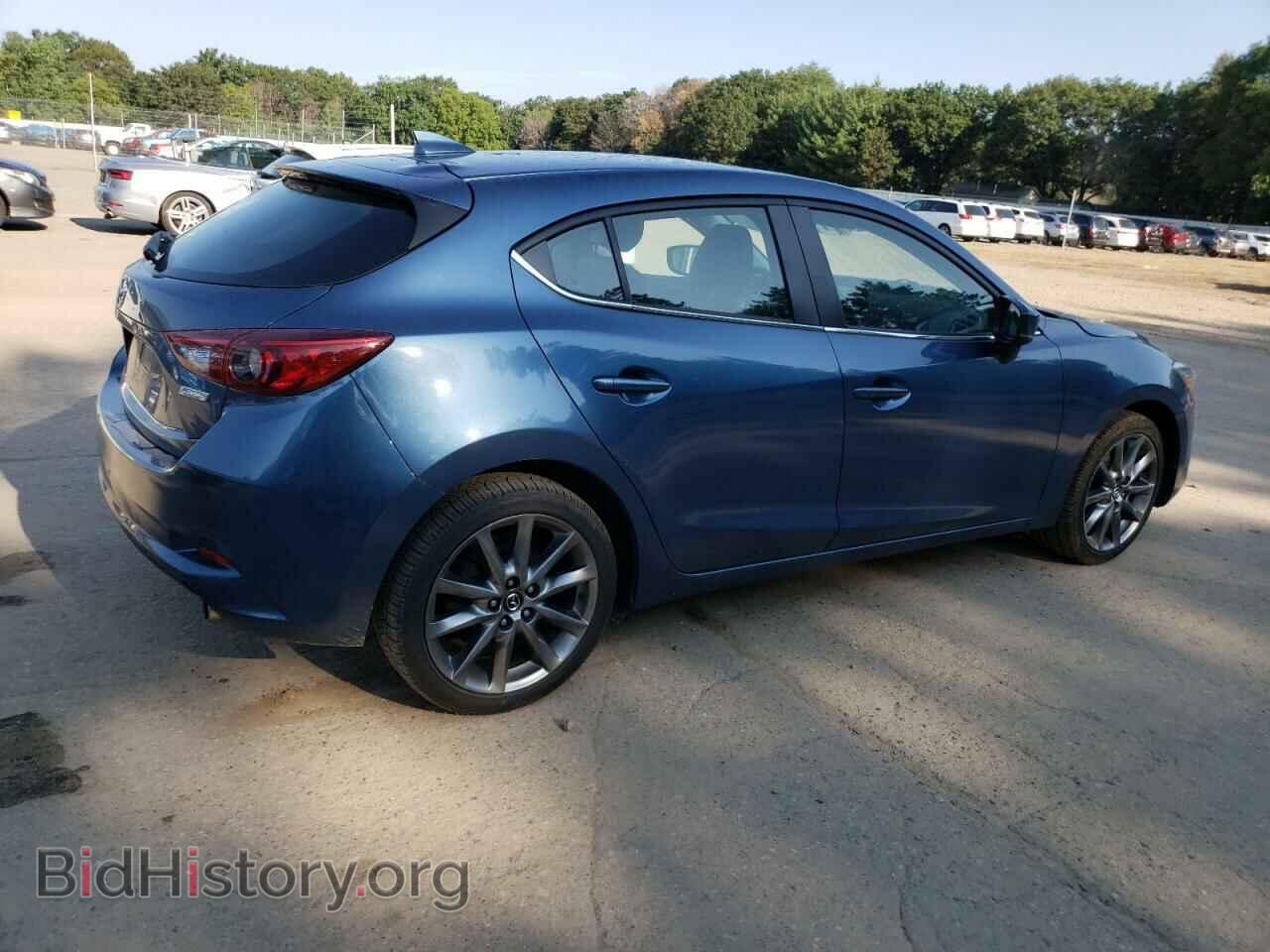 2018 MAZDA 3 - VIN: 3MZBN1L33JM266310 - Фото 3