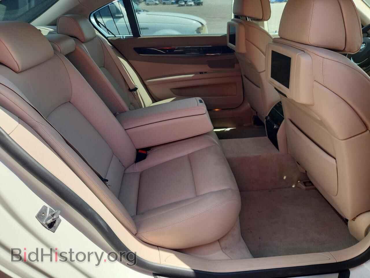 2012 BMW 7 SERIES - VIN: WBAKB8C54CC963587 - Photo 10